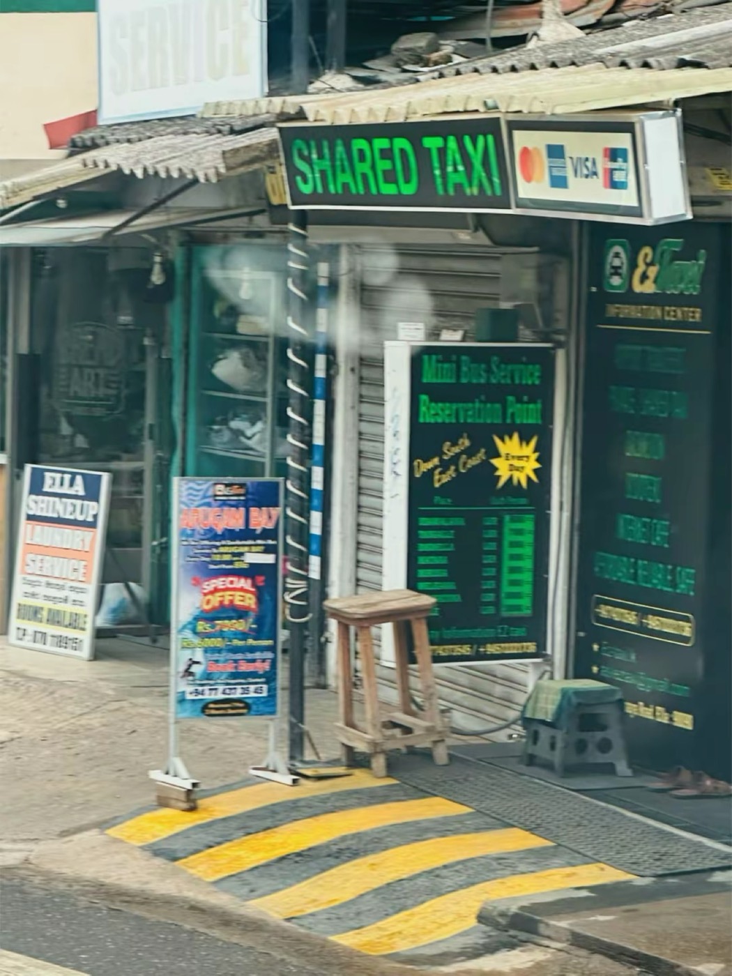 The shared-taxi stand